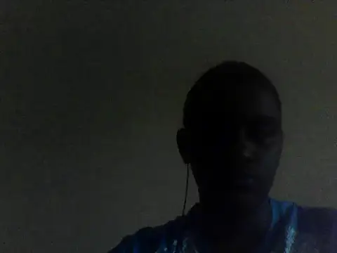 Snapshot of AriaVale2_ chatting on 05.26.26 AriaVale2 online show from 05.26.26