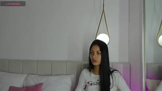 Gaby Moonn online show from 06.10.26