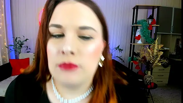 OliviaTwens online show from 06.12.26