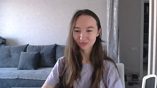 Maryana Ro online show from 10.22.25