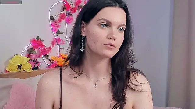 TessieBarriault online show from 06.18.26