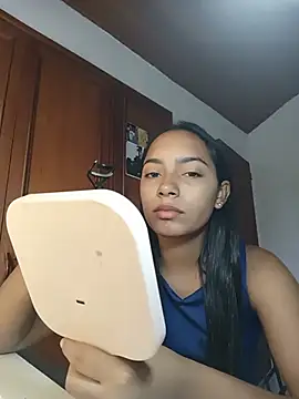 xcleila online show from 06.08.26