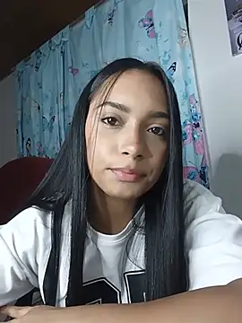 xcleila online show from 07.18.26