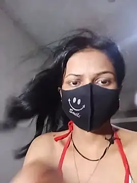 Model 816 online show from 07.03.26