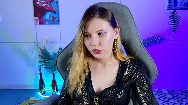 LilitEverly online show from 06.14.26