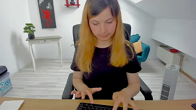 CamelliaStone online show from 06.18.26