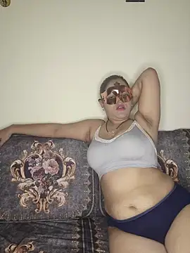Snapshot of Curvy_Sakhi chatting on 08.01.26 Curvy Sakhi online show from 08.01.26