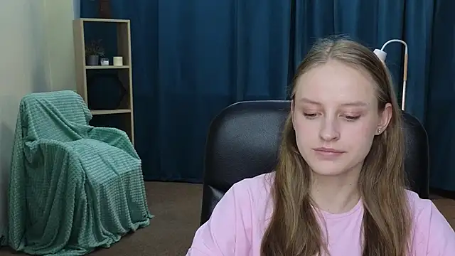VinaNeslusan online show from 05.30.26
