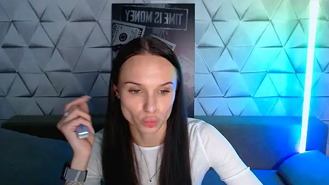 NicoleMerz online show from 05.28.26
