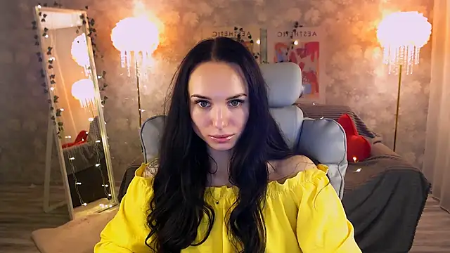 Snapshot of NicoleMerz chatting on 06.26.26 NicoleMerz online show from 06.26.26