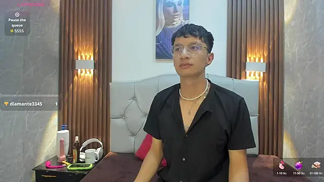 Julian Foxxx online show from 05.27.26