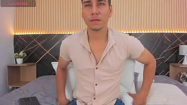 Mauro boy online show from 06.04.26