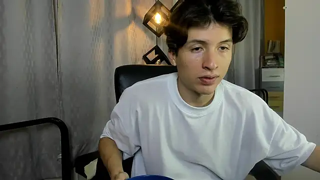 Marcoviolet online show from 06.26.26
