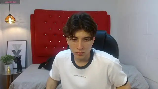 Marcoviolet online show from 07.05.26