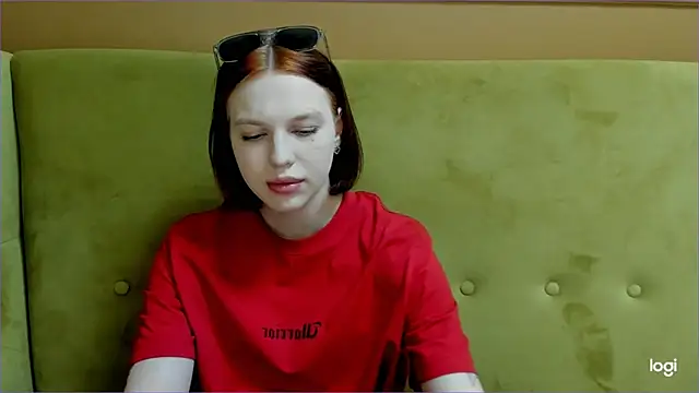 Nora Finch online show from 07.10.26
