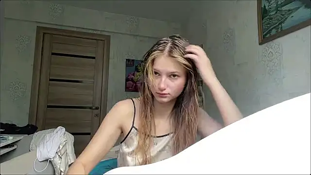Snapshot of HeIen_cute chatting on 07.07.26 HeIen cute online show from 07.07.26