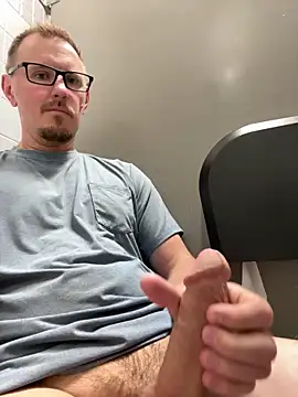 Hardpaul85 online show from 06.12.26