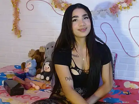Snapshot of IreneSaez333 chatting on 08.02.26 IreneSaez333 online show from 08.02.26