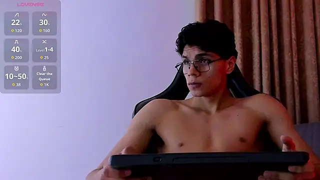 Ithan Hott online show from 06.21.26