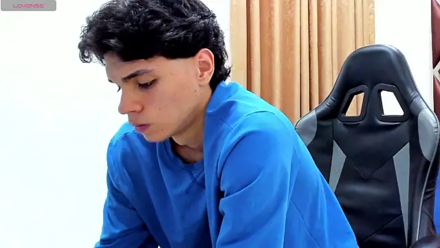 Ithan Hott online show from 06.27.26