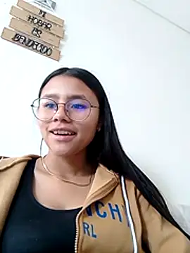 Sofielovee-01 online show from 06.01.26