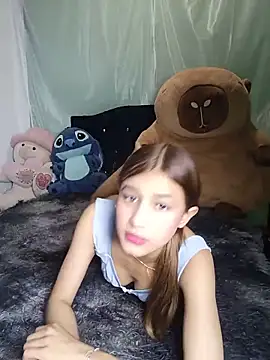 Zoehoney 18 online show from 06.10.26