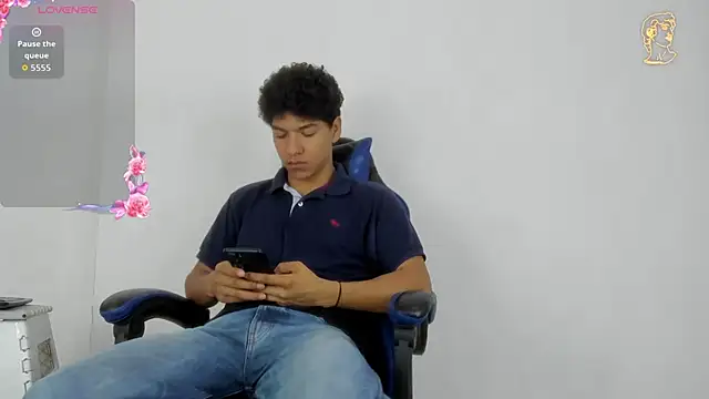 Maximiliano Young online show from 06.27.26