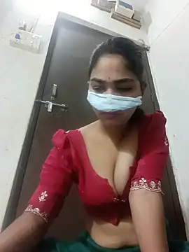 Snapshot of savita97567 chatting on 07.13.26 savita97567 online show from 07.13.26
