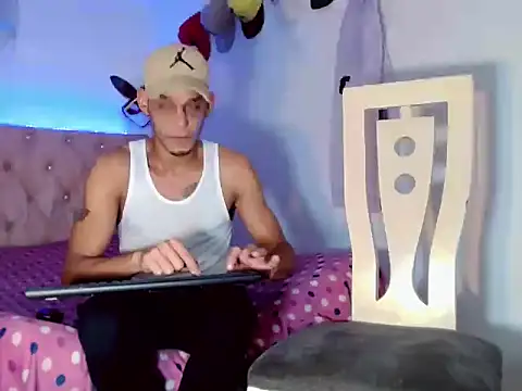 Snapshot of Brendt_Hotx chatting on 06.30.26 Brendt Hotx online show from 06.30.26