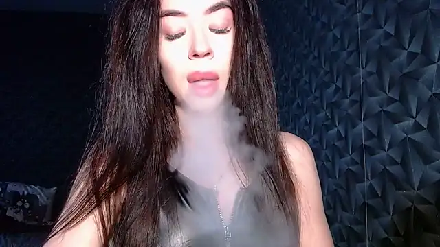 Snapshot of lu_dominationn chatting on 06.14.26 lu dominationn online show from 06.14.26