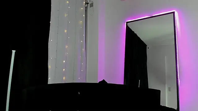 Snapshot of ScarlettJhonsonn chatting on 06.06.26 ScarlettJhonsonn online show from 06.06.26