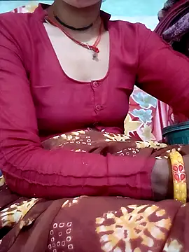 Snapshot of Aarti9080 chatting on 07.26.26 Aarti9080 online show from 07.26.26