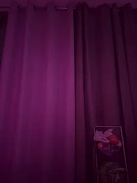 Isitaaaa online show from 06.04.26