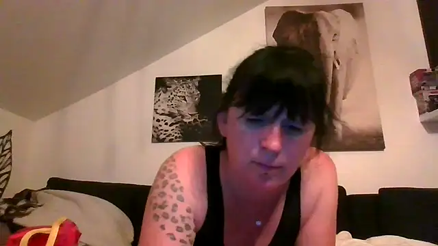 Snapshot of sexujuly88 chatting on 06.24.26 sexujuly88 online show from 06.24.26