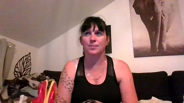Snapshot of sexujuly88 chatting on 07.27.26 sexujuly88 online show from 07.27.26