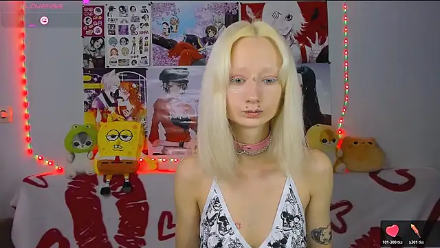 Snapshot of Katia_Nabiee chatting on 06.16.26 Katia Nabiee online show from 06.16.26