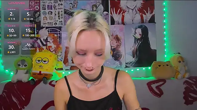 Snapshot of Katia_Nabiee chatting on 07.15.26 Katia Nabiee online show from 07.15.26