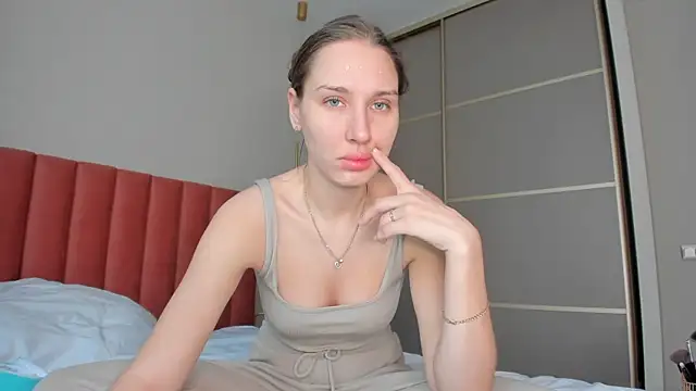 SofiClimbing online show from 01.04.25