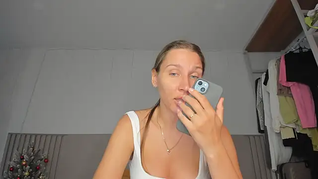 SofiClimbing online show from 01.12.26