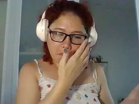 bitchychubby online show from 07.08.26