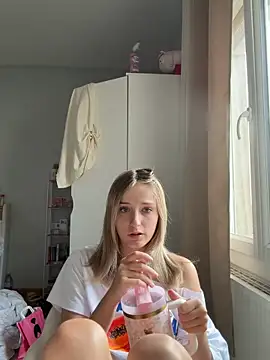anna avieraa online show from 06.05.26