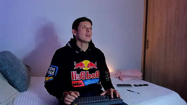 johnycooper08 online show from 06.05.26