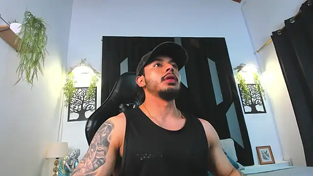 Justin WhiteJS online show from 06.03.26
