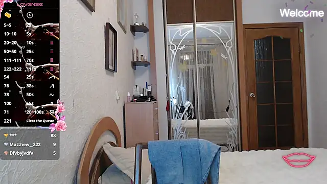 Snapshot of Yevgeshka-Milashka chatting on 02.22.26 Yevgeshka-Milashka online show from 02.22.26