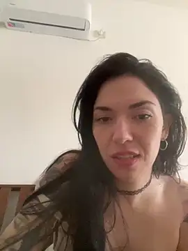 Laraasky online show from 06.02.26