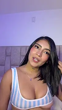 Nicolegh  online show from 06.17.26