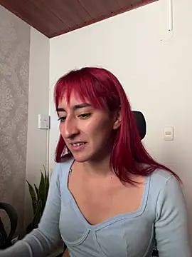 Snapshot of Juliethademon chatting on 07.28.26 Juliethademon online show from 07.28.26