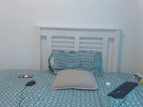 Snapshot of TenderousDoll chatting on 06.19.26 TenderousDoll online show from 06.19.26