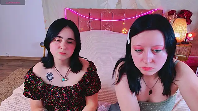 RuthHalll online show from 06.18.26