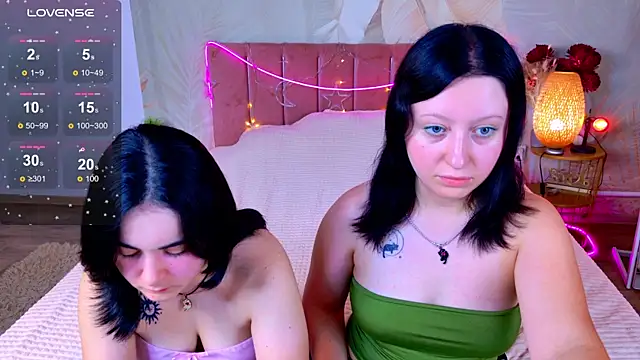 RuthHalll online show from 07.08.26